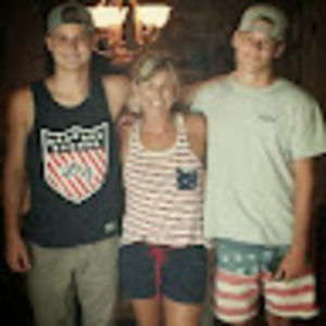 Meet your Posher, Kacy